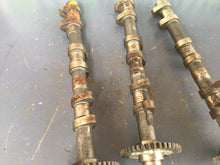 Load image into Gallery viewer, 1999 Triumph 955i Daytona Exhaust intake Camshaft Camshaft Oem needs cleaned up
