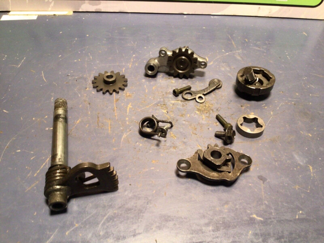 05-07 SUZUKI RMZ450 RMZ-450 Oil Pump Shaft Rotors Cover Gear OEM PN 16430-35G00