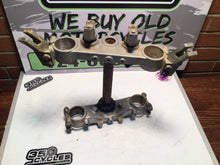 Load image into Gallery viewer, 1995 KAWASAKI 95-06 KDX200 97-05 KDX220R OEM FRONT FORKS LOWER UPPER TRIPLE TREE
