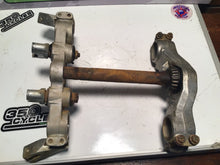 Load image into Gallery viewer, 1995 KAWASAKI 95-06 KDX200 97-05 KDX220R OEM FRONT FORKS LOWER UPPER TRIPLE TREE
