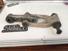 Load image into Gallery viewer, 1995 SUZUKI RM 250 RM250 OEM REAR SHOCK LINKAGE SWINGARM LINKS
