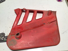 Load image into Gallery viewer, CR 125 HONDA ** 1987 CR 125R 1987 RADIATOR SHROUD cr125
