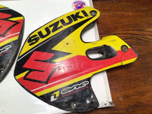 Load image into Gallery viewer, 1996-  2000 Suzuki RM250 or RM125 Motocross Radiator Shrouds rad scoops
