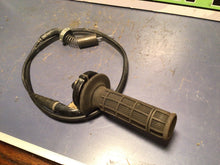 Load image into Gallery viewer, HONDA CRF100 XR100 THROTTLE &amp; CABLE TWIST GRIP CRF80 XR80 CRF XR 80 100
