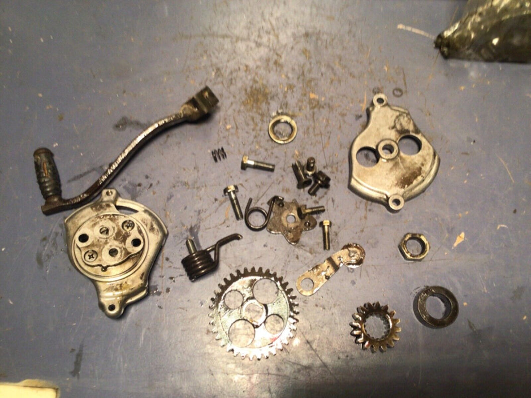 79-03 HONDA XR80 XR 80 PUMP ASSY., OIL ENGINE MOTOR shifter engine hardware prim