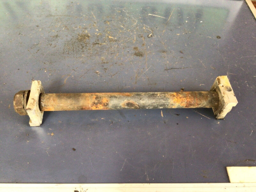 Yamaha YZ125 YZ250 YZ250F YZ450F YZ426F Rear Wheel Axle 1999-2004