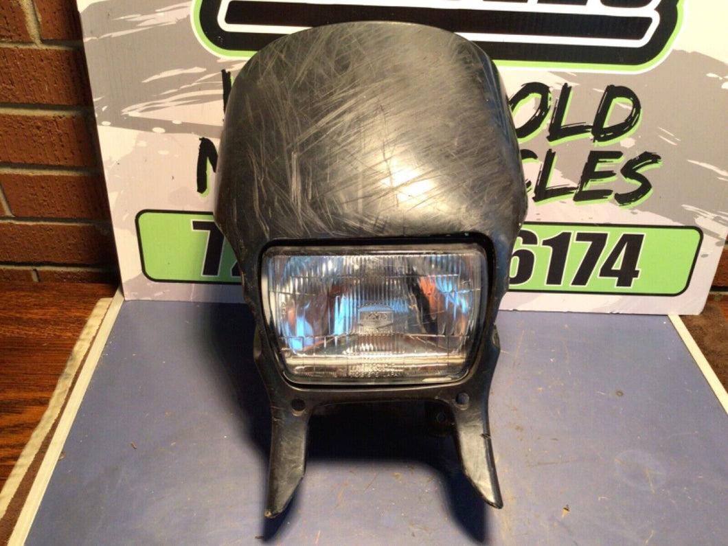 1996 96 YAMAHA XT 225 XT225 HEADLIGHT LENS HOUSING W/ MOUNT