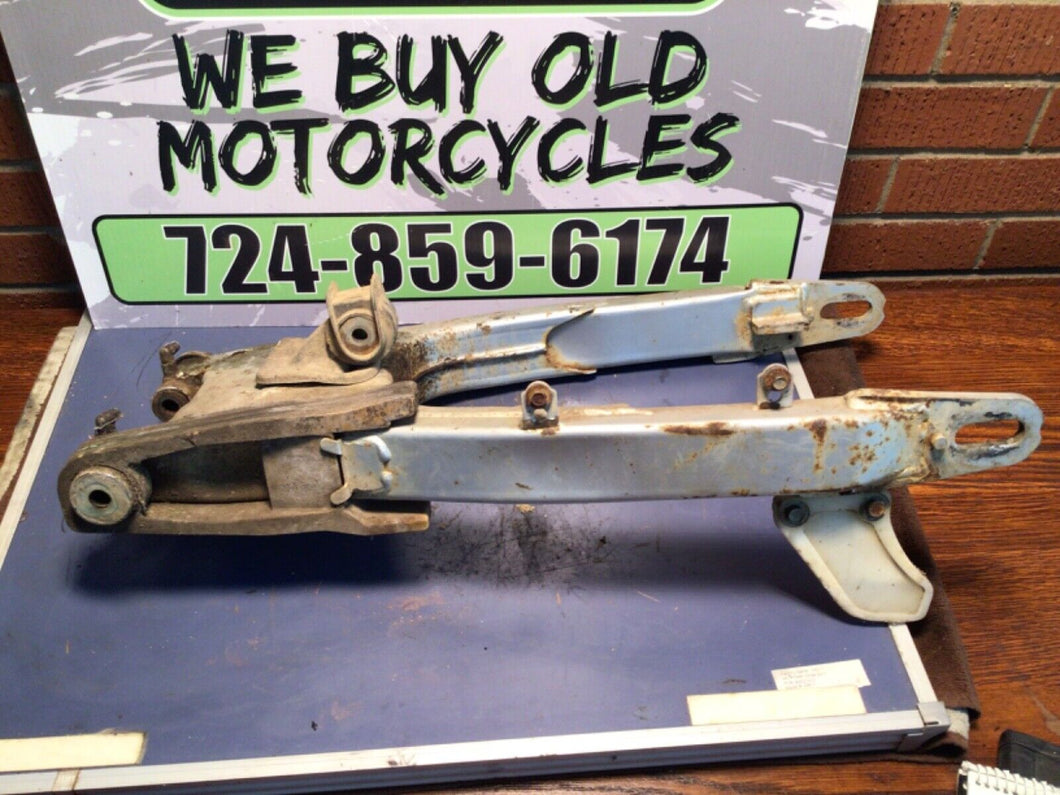 1996 96 Yamaha XT225 XT-225 / OEM Original SWINGARM SWING ARM serow linkage