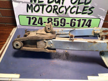 Load image into Gallery viewer, 1996 96 Yamaha XT225 XT-225 / OEM Original SWINGARM SWING ARM serow linkage
