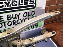 Load image into Gallery viewer, 1996 96 Yamaha XT225 XT-225 / OEM Original SWINGARM SWING ARM serow linkage

