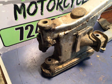Load image into Gallery viewer, 1996 96 Yamaha XT225 XT-225 / OEM Original SWINGARM SWING ARM serow linkage
