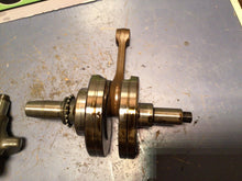 Load image into Gallery viewer, 1996 Yamaha XT  225 XT225  Engine Motor Crank Shaft Crankshaft Rod counter bal
