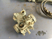 Load image into Gallery viewer, 84 Honda XL250R XL 250 R OEM Keihin Carburetor Intake twist throt Carb For Parts
