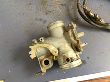 Load image into Gallery viewer, 84 Honda XL250R XL 250 R OEM Keihin Carburetor Intake twist throt Carb For Parts
