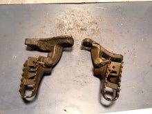 Load image into Gallery viewer, 1984 Honda XL250r Foot Pegs foot rest peg left right xl250 set mounts
