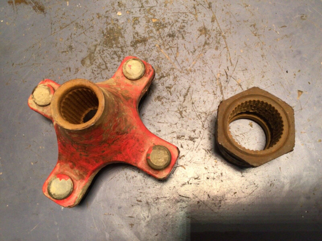 1991 Honda Fourtrax 250 TRX250X OEM Rear Hub and nut nuts