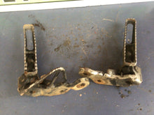 Load image into Gallery viewer, 1991 91 HONDA TRX250X TRX 250X 250 FOURTRAX FOOT PEGS
