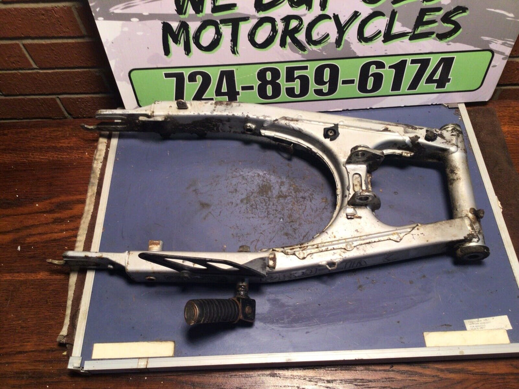 1987 83-87 Honda XL600R XL 600R Nice OEM SWINGARM SWING-ARM passenger foot pegs