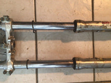 Load image into Gallery viewer, 1987 Honda XL600 R OEM Showa Front Forks Right Left Suspension Dampers triple
