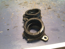 Load image into Gallery viewer, 1986 HONDA XL600R INTAKE MANIFOLD CARBURETOR JOINT BOOT INSULATOR 16211-MG3-010
