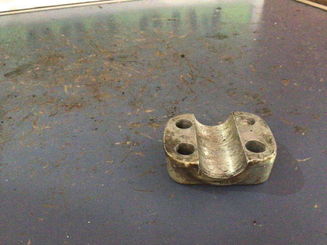 1978 HONDA GOLDWING 1000 GL1000 Lower axle FORK clamp piece