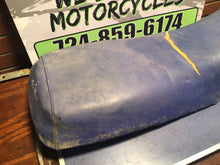 Load image into Gallery viewer, 1991 Honda Fourtrax 250 TRX250X OEM Seat saddle
