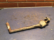 Load image into Gallery viewer, 1991 Honda TRX250X Kick Start Starter Lever 28300-HC0-000 with bolt
