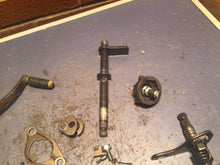 Load image into Gallery viewer, 1991 Honda trx 250 X 2x4 Shifter Shift Shaft 250x shifter hardware pawls
