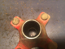 Load image into Gallery viewer, HONDA TRX 250X 300EX 400EX REAR WHEEL AXLE HUB WITH LUG NUTS 42410-HC0-000
