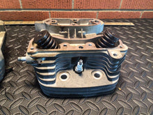 Load image into Gallery viewer, 92 Up 1993 Harley Sportster 883 Cylinder Heads intake exhaust valves 8k miles GO
