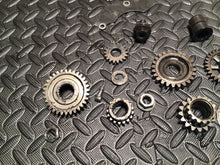 Load image into Gallery viewer, 2008 Honda CRF150R OEM ENGINE MOTOR CRANKSHAFT GEAR MAIN GEAR OUTPUT PRIMARY
