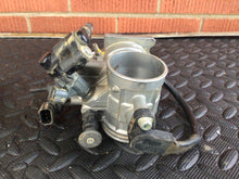 Load image into Gallery viewer, 2019-2020 Kawasaki KX450 Throttle Body WITH Fuel Injector 16163-0936
