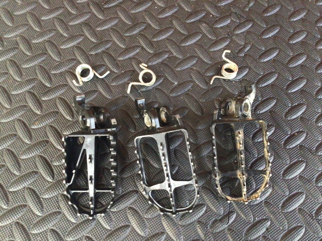 NEW 2019 - 2025 Kawasaki KX450 OEM Footpegs Foot Pegs Springs Pins KX 250 450