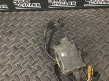 Load image into Gallery viewer, 1992 1990-1996 Suzuki DR 250 DR 350 CDI Ignition Unit Ignition CDI Unit OEM
