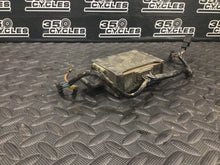 Load image into Gallery viewer, 1992 1990-1996 Suzuki DR 250 DR 350 CDI Ignition Unit Ignition CDI Unit OEM

