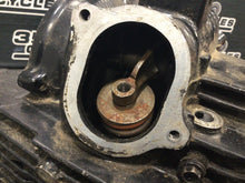Load image into Gallery viewer, 89-98 Yamaha Big Bear 350 89-95 Moto 4 350 Engine Top End Cylinder Head
