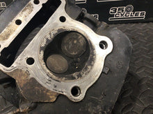 Load image into Gallery viewer, 89-98 Yamaha Big Bear 350 89-95 Moto 4 350 Engine Top End Cylinder Head
