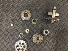 Load image into Gallery viewer, 1991 91 SUZUKI DR350 DR 350 CRANK DRIVE BALANCER GEAR counter balance gears RH
