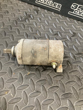 Load image into Gallery viewer, 1994 Yamaha XJ600 Seca 2 Starter Motor Assembly 4HM-81890-10-00
