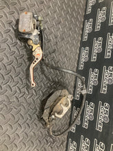 Load image into Gallery viewer, 95 Yamaha XJ 600 Seca II 2 front Brake Caliper master cylinder  1992-1998

