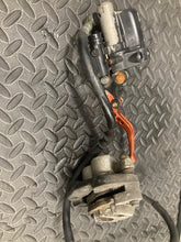 Load image into Gallery viewer, 95 Yamaha XJ 600 Seca II 2 front Brake Caliper master cylinder  1992-1998
