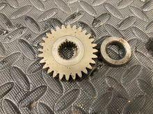 Load image into Gallery viewer, 1994 Yamaha XJ600 Seca 2 Starter gear Assembly

