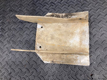 Load image into Gallery viewer, Swing Arm Skid Plate Guard For Yamaha Warrior 350 ATV 1987-2004
