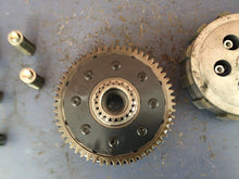 Load image into Gallery viewer, 04-09 HONDA CRF250R CRF 250R  Wiseco COMPLETE CLUTCH PLATES OUTER BASKET HUB
