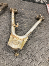 Load image into Gallery viewer, 89-04 Yamaha Warrior Front A Arm Arms Upper Lower Right Warrior 350
