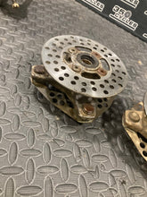 Load image into Gallery viewer, 1999 Yamaha Warrior YFM350 OEM Front Spindle Knuckles Hubs &amp; Rotors Left &amp; Right
