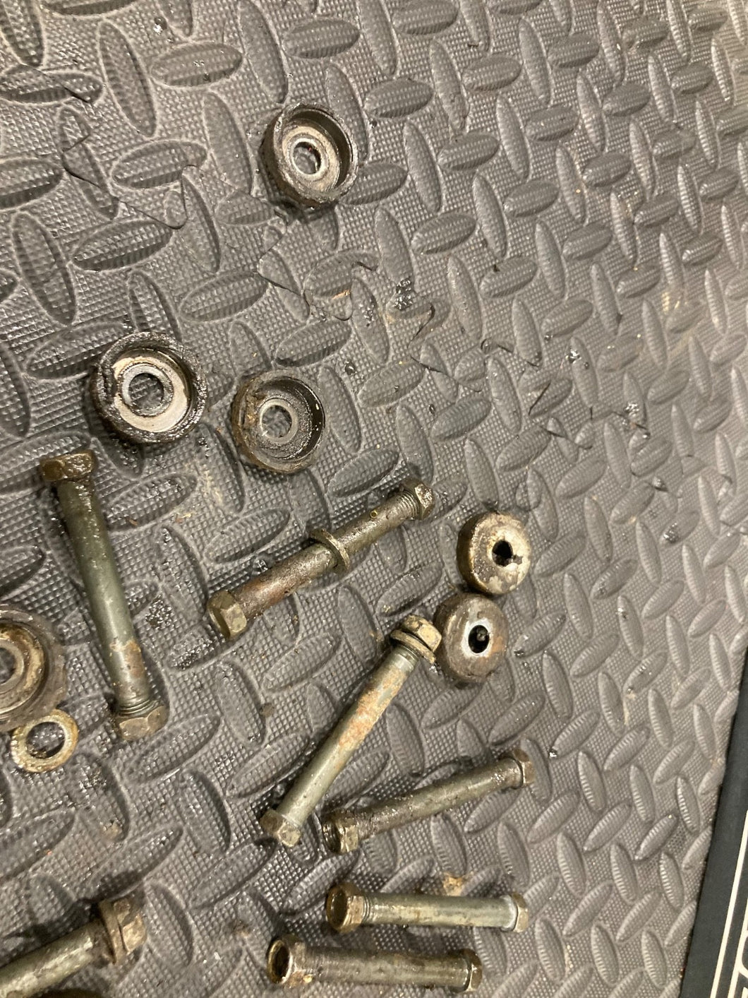 A-Arm Bolts Nuts Washers Kit For Yamaha Blaster 200 Banshee Warrior 350