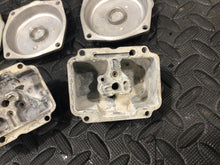 Load image into Gallery viewer, Suzuki GT750 Carb Carburetor Float Bowl 1974 1975 1976 1977 Top Cap
