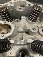 Load image into Gallery viewer, 1999 - 2007 Honda Trx400ex Cylinder Head Valves 12200-KCY-670
