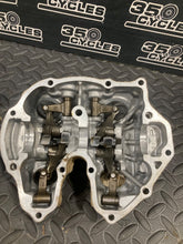 Load image into Gallery viewer, TRX 400EX HONDA 2005 TRX 400EX 2005 ROCKER ARM ASSEMBLY HEAD COVER

